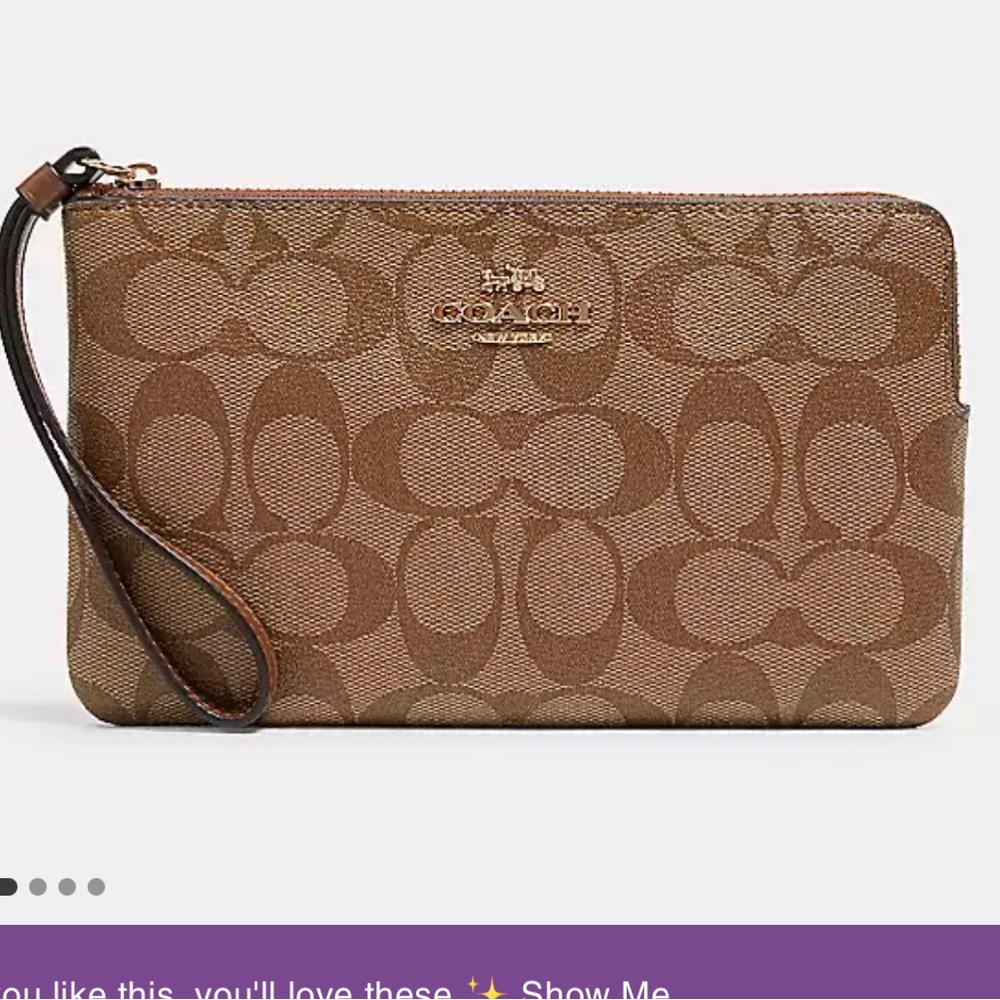 Large Corner Zip Wristlet In Signature Canvas